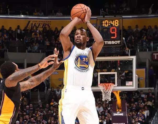 在重建路上 在重建路上