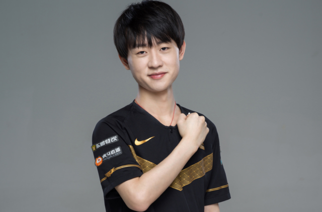 与肋部二过 与肋部二过